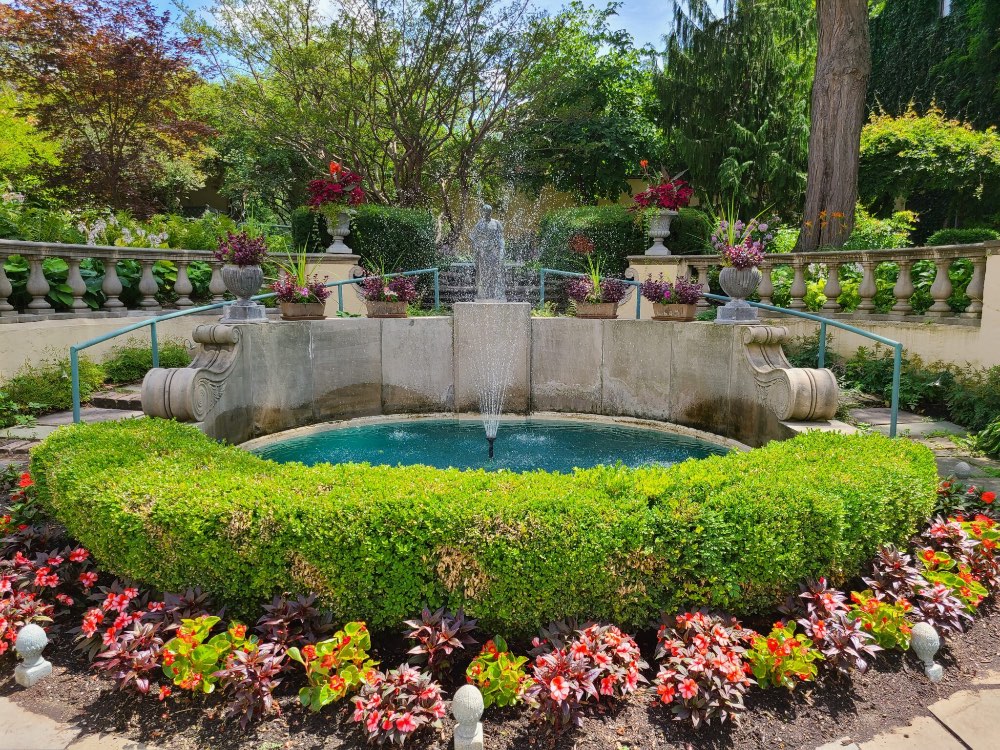 The Twentieth Century Club garden